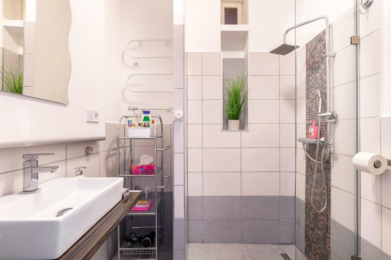 King Beautique Resort Budapest Bagian luar foto
