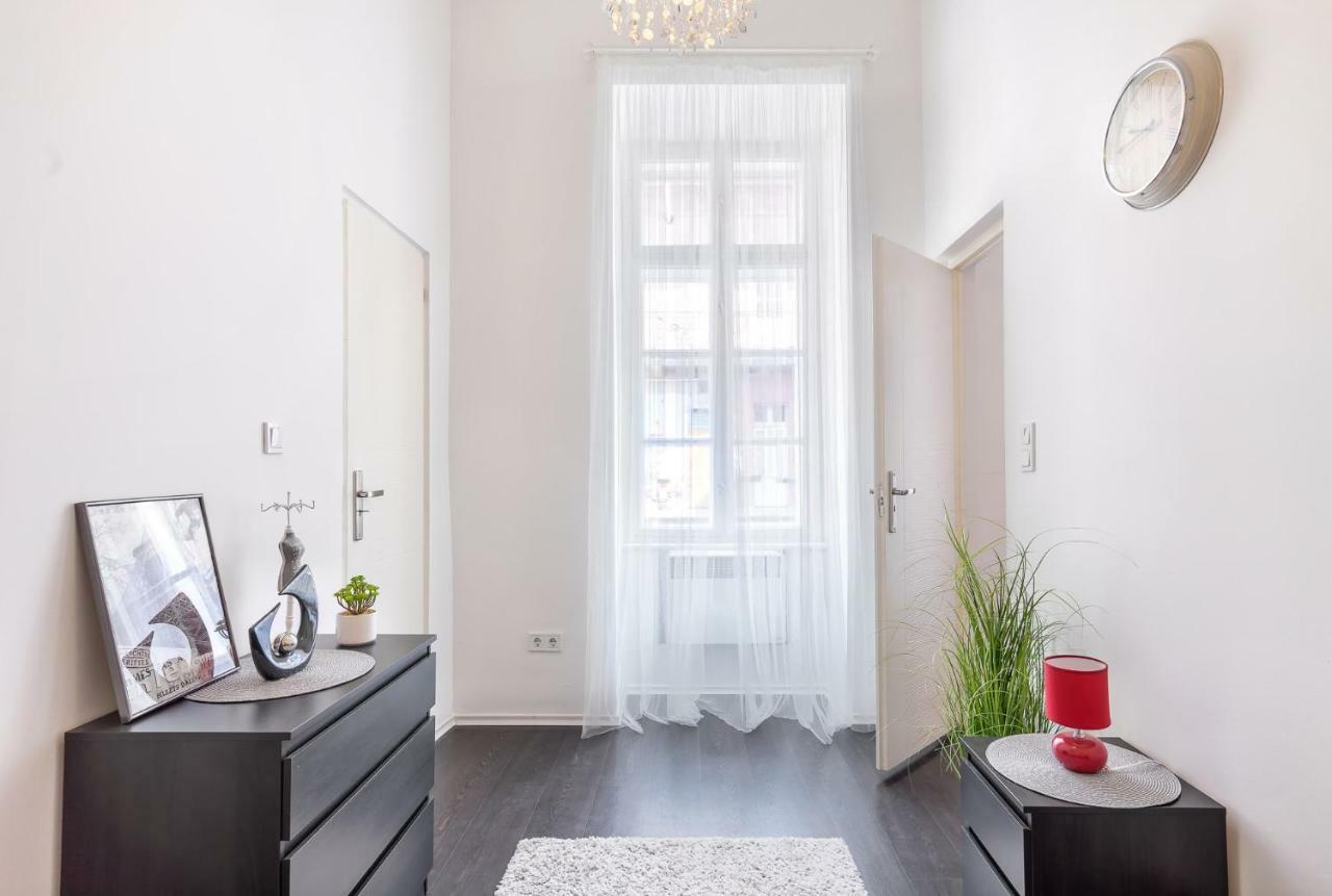 King Beautique Resort Budapest Bagian luar foto